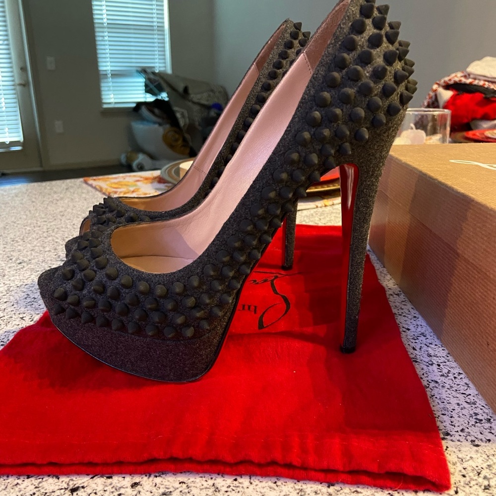 Christian Louboutin Iris Lady Peep 150 Spikes Patent Platform Pumps